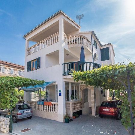 Apartments Grulovic Срима Екстер'єр фото