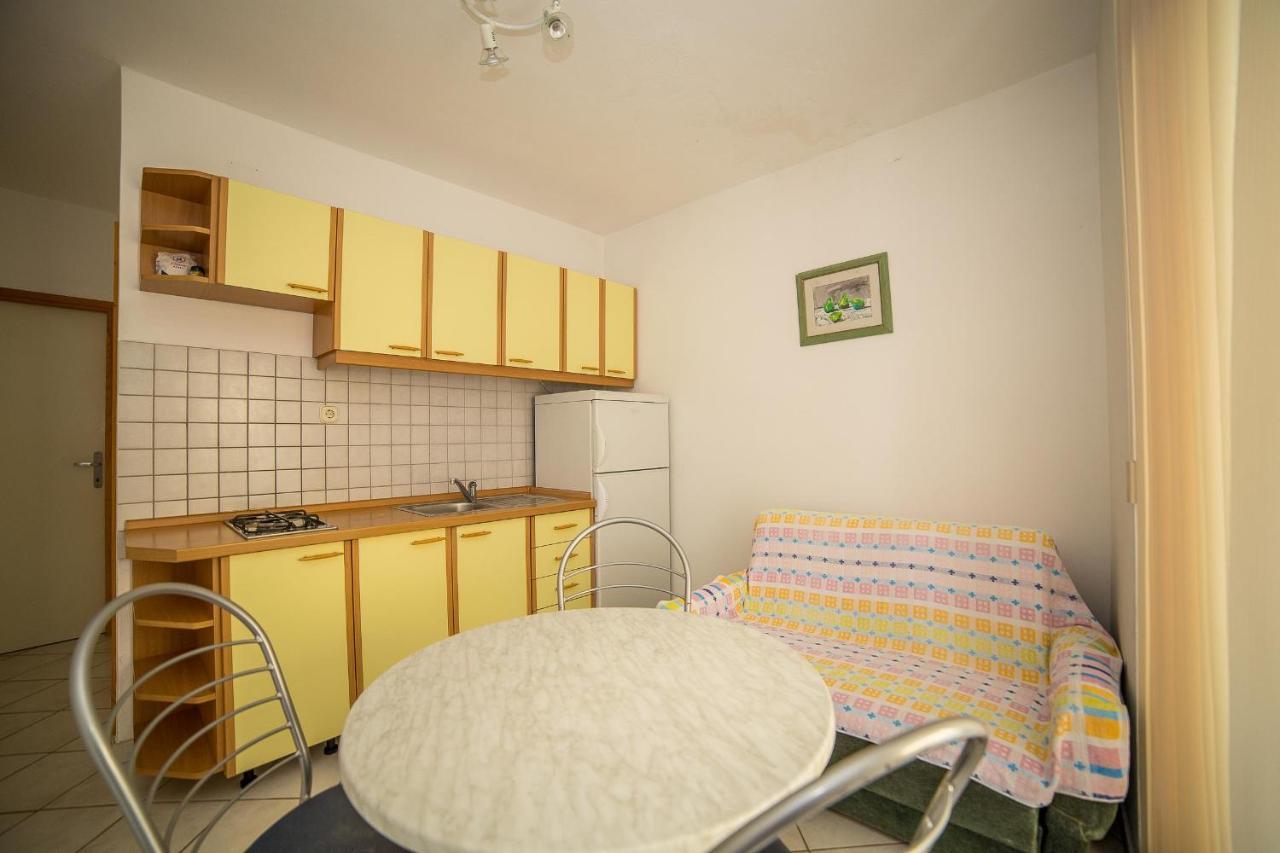 Apartments Grulovic Срима Екстер'єр фото
